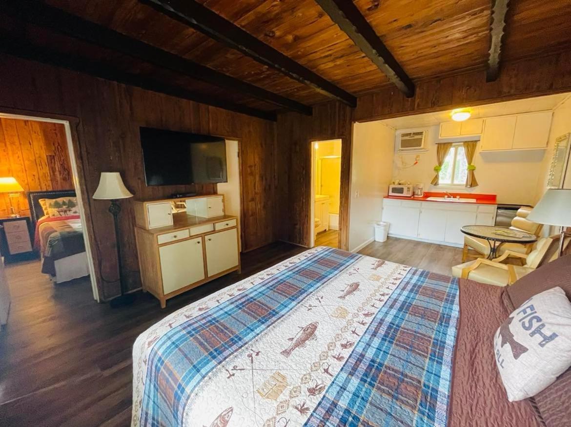 Hotel Riverfront 4*