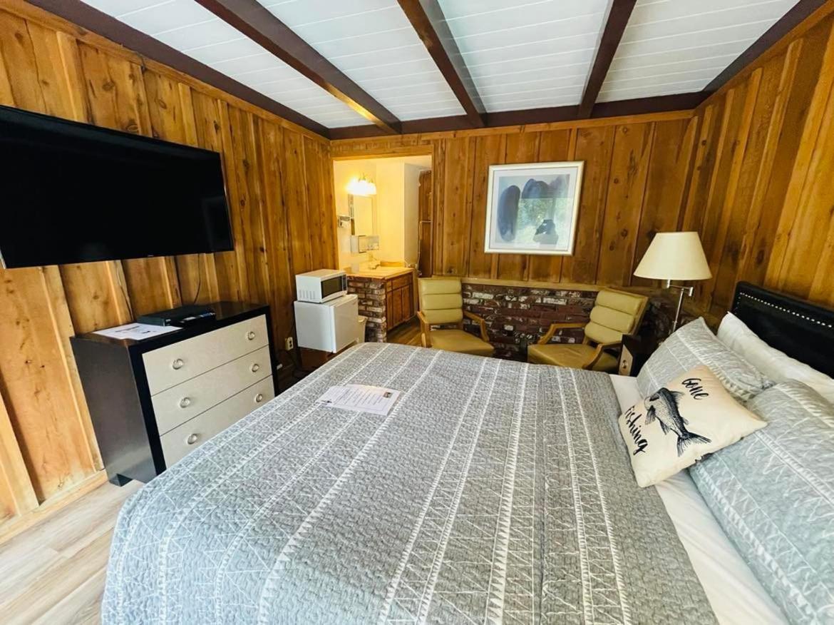Hotel Riverfront 4*